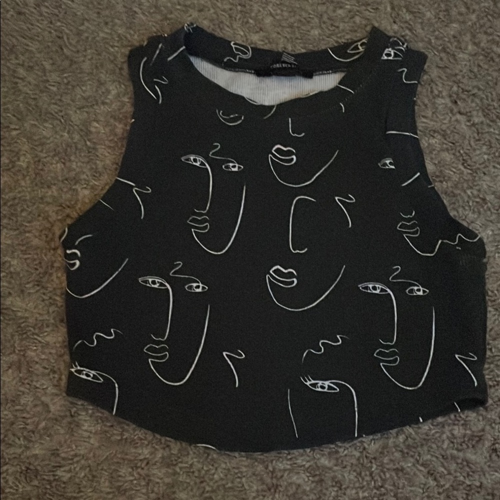 Forever 21 Black and White Graphic Crop Tank Top